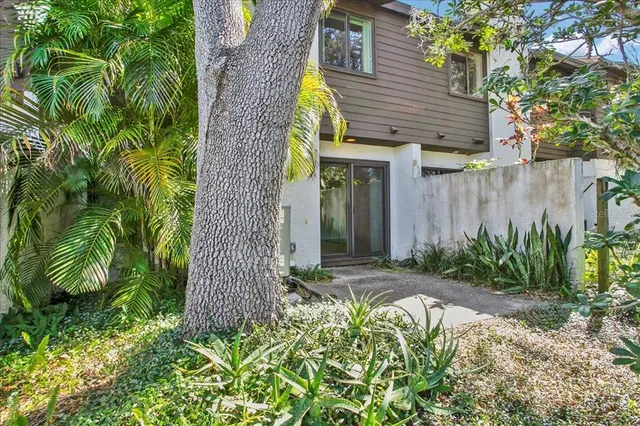 $259,990 | 7905 Luxbury Place, Tampa, FL 33614