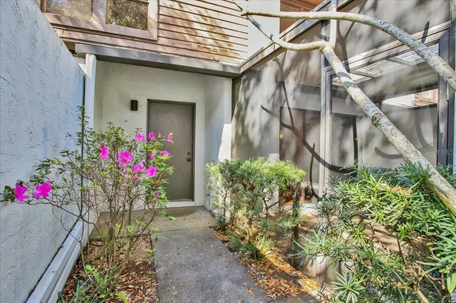 $259,990 | 7905 Luxbury Place, Tampa, FL 33614