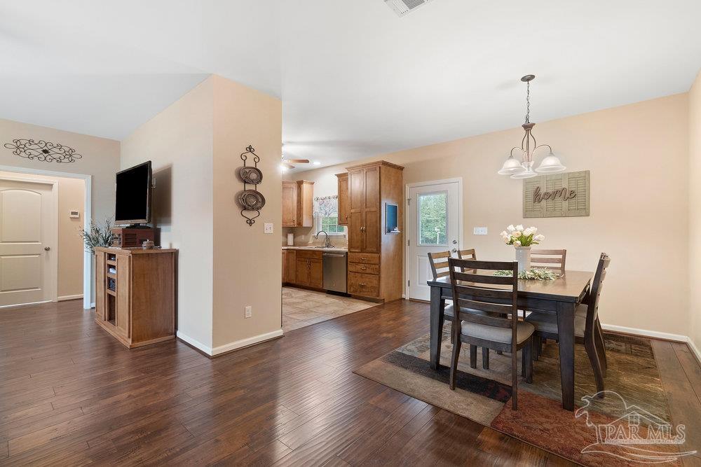 3620 Schifko Road Cantonment, FL 32533 - Photo 6 of 28