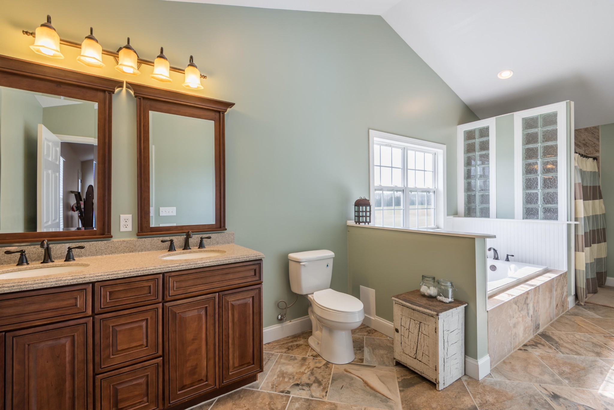 1056 Oak Grove Road Madisonville, TN 37354 - Photo 23 of 38 Gallery Image 23