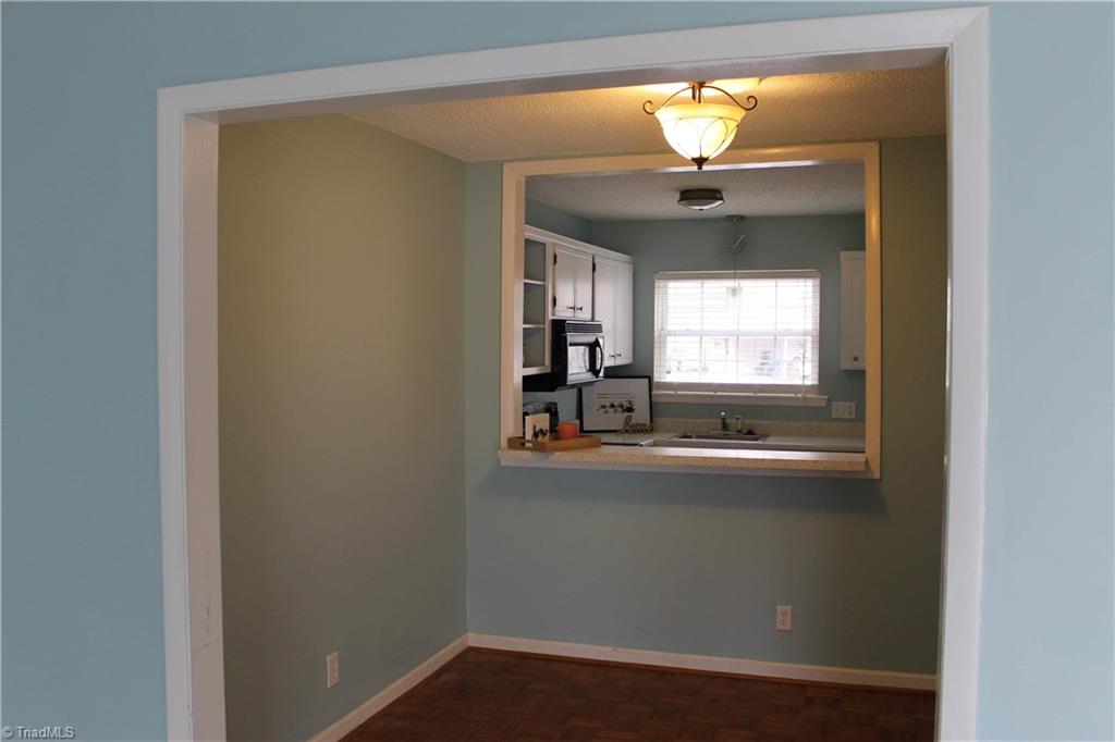 2218 Shadow Valley Road, Unit F High Point, NC 27265 - Photo 19 of 27 Gallery Image 19