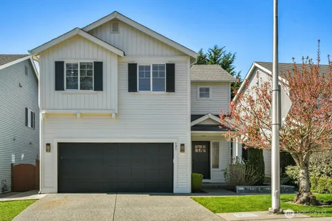 $899,900 | 131 Glennwood Place Northeast, Renton, WA 98056