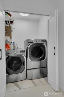 $899,900 | 131 Glennwood Place Northeast, Renton, WA 98056