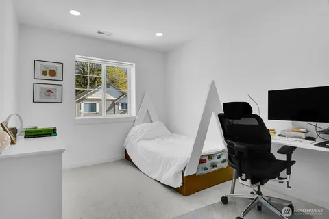 $899,900 | 131 Glennwood Place Northeast, Renton, WA 98056