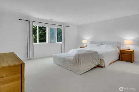 $899,900 | 131 Glennwood Place Northeast, Renton, WA 98056