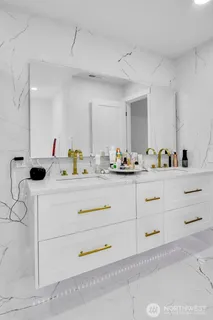 $899,900 | 131 Glennwood Place Northeast, Renton, WA 98056