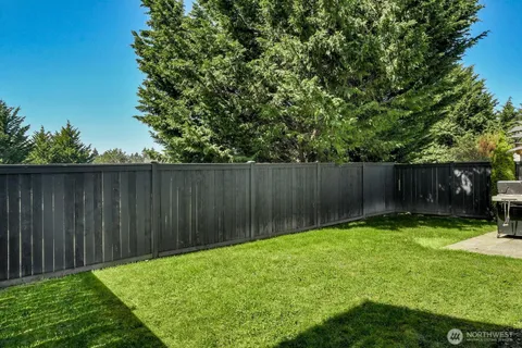 $899,900 | 131 Glennwood Place Northeast, Renton, WA 98056