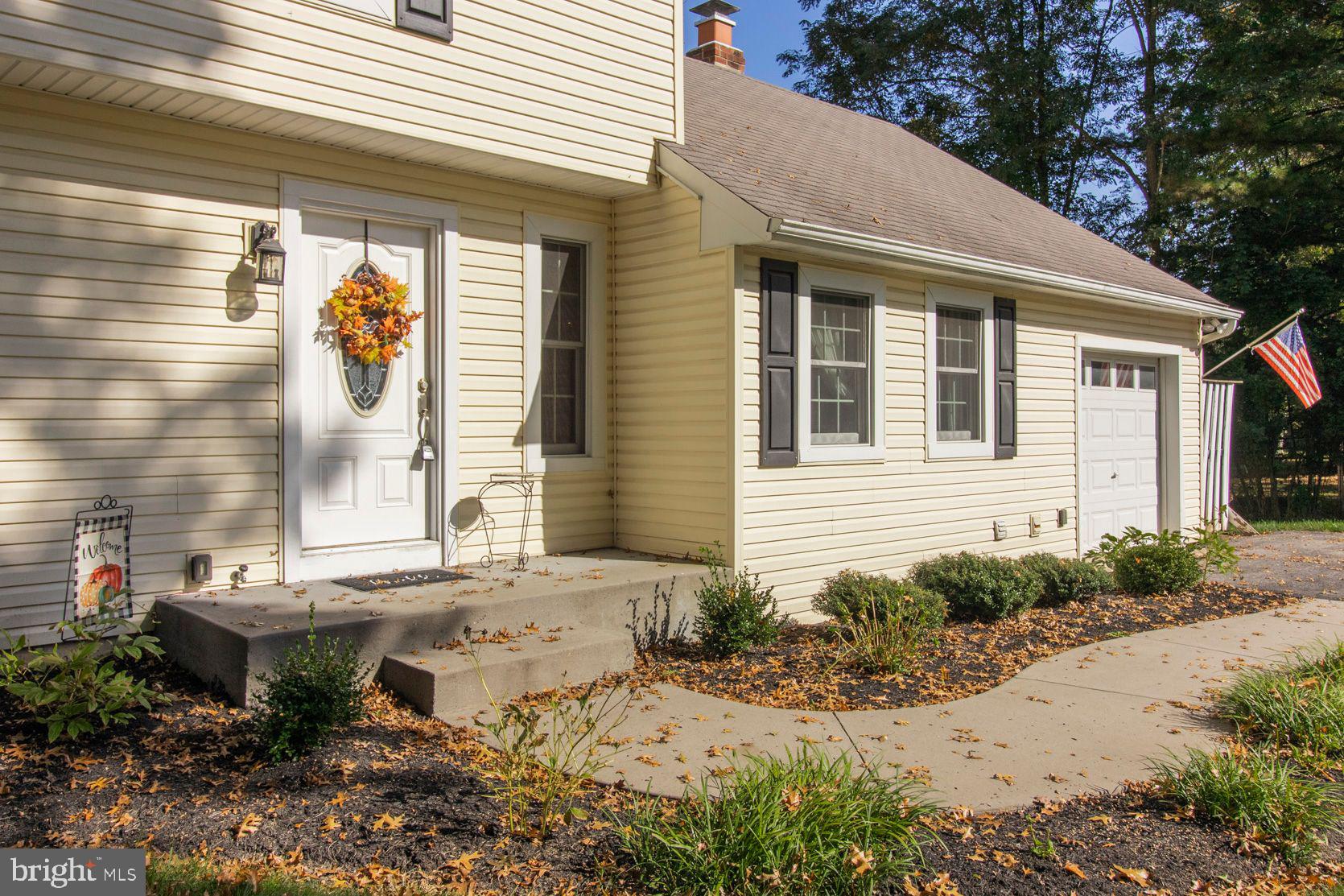 17 Algonquin Road Doylestown, PA 18901 - Photo 3 of 28 Gallery Image 3