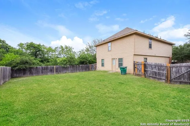 $1,750 | 8903 Ashley Wilkes, San Antonio, TX 78221