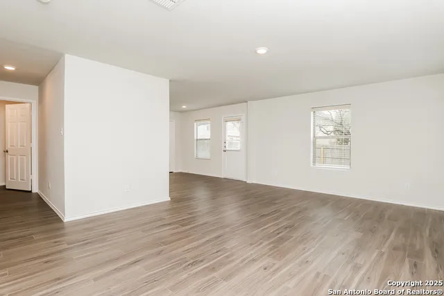 $1,750 | 8903 Ashley Wilkes, San Antonio, TX 78221