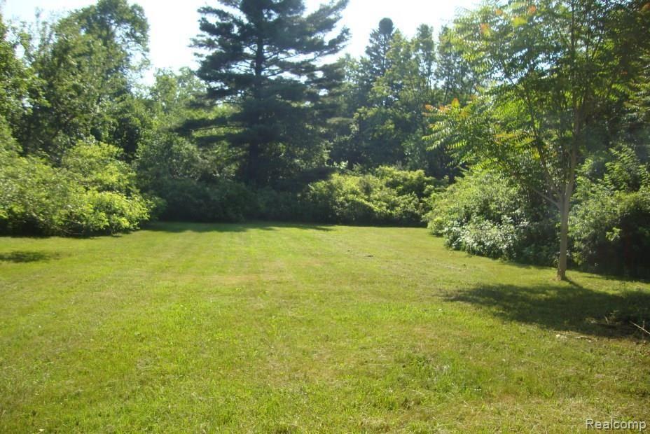 7474 North Jennings Road Mount Morris, MI 48458 - Photo 5 of 14 DSC00476.jpg