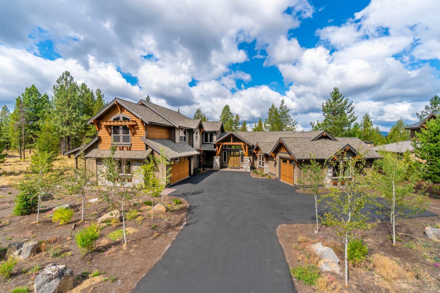 56592 Sunstone Loop Bend, OR 97707 - Photo 1 of 25 Primary Photo