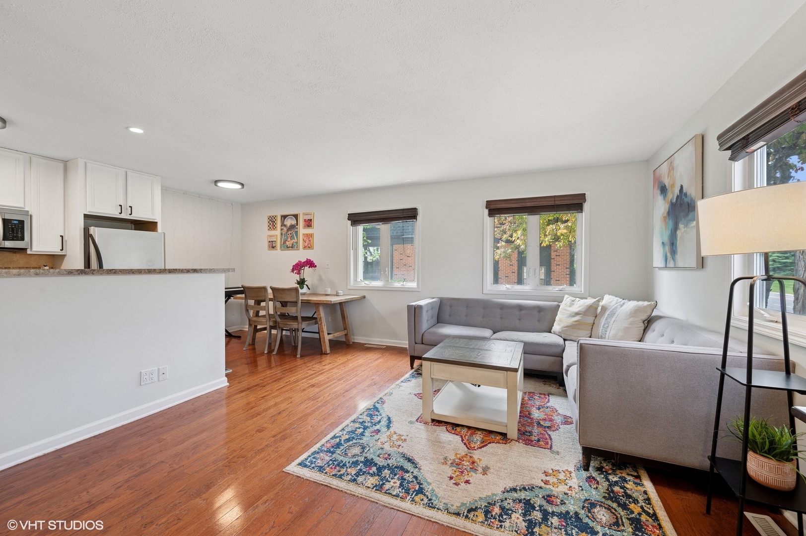 1110 Inverrary Lane Deerfield, IL 60015 - Photo 6 of 20 Gallery Image 6