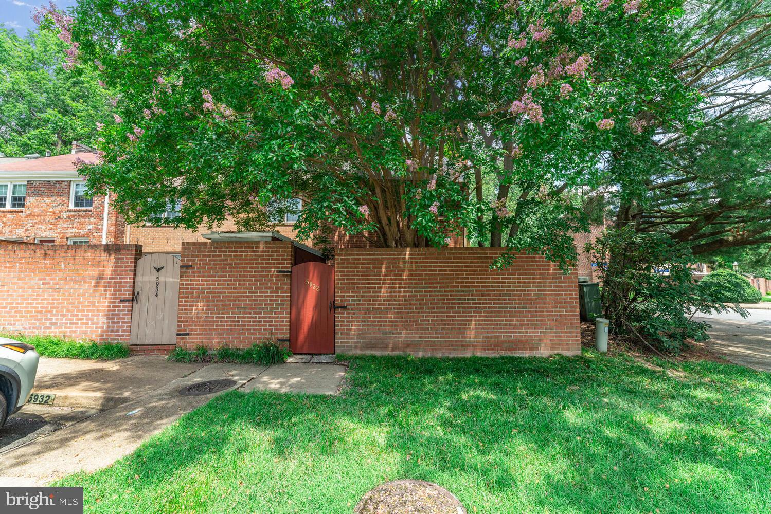5932 Queenston Street Springfield, VA 22152 - Photo 12 of 47 front view of house with a yard