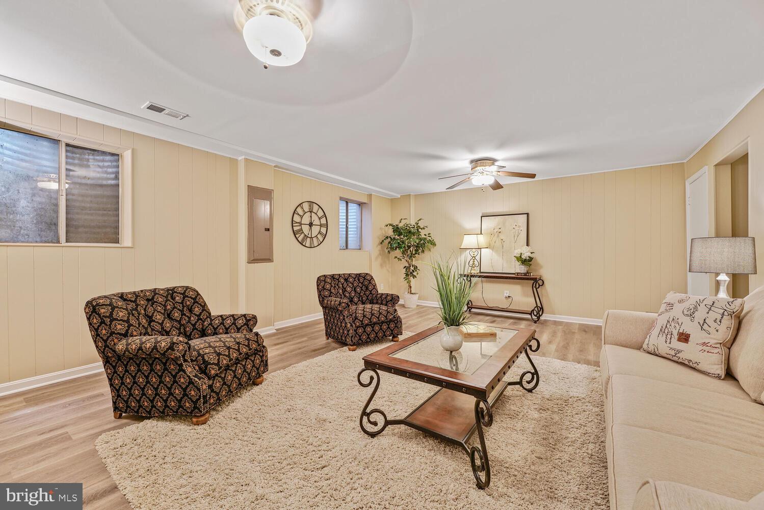 5932 Queenston Street Springfield, VA 22152 - Photo 29 of 47 a living room with furniture