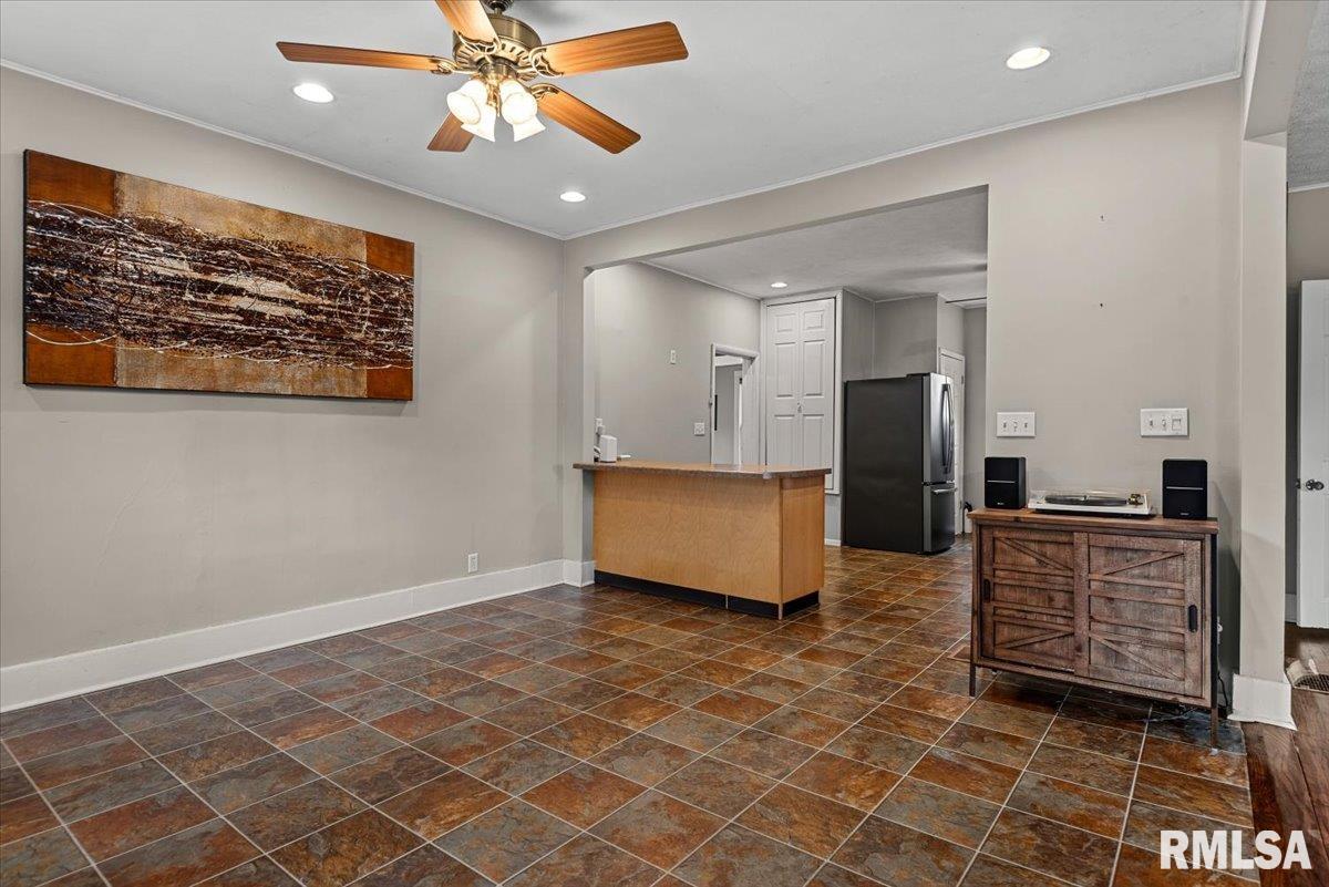 509 South Walnut Street Rochester, IL 62563 - Photo 8 of 31 Gallery Image 8