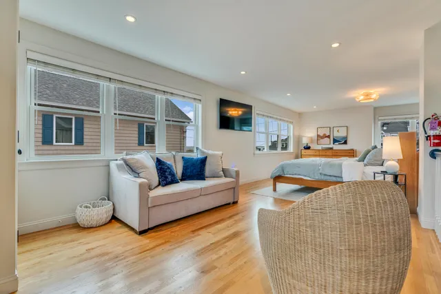 $949,900 | 4 Union Avenue, Old Orchard Beach, ME 04064