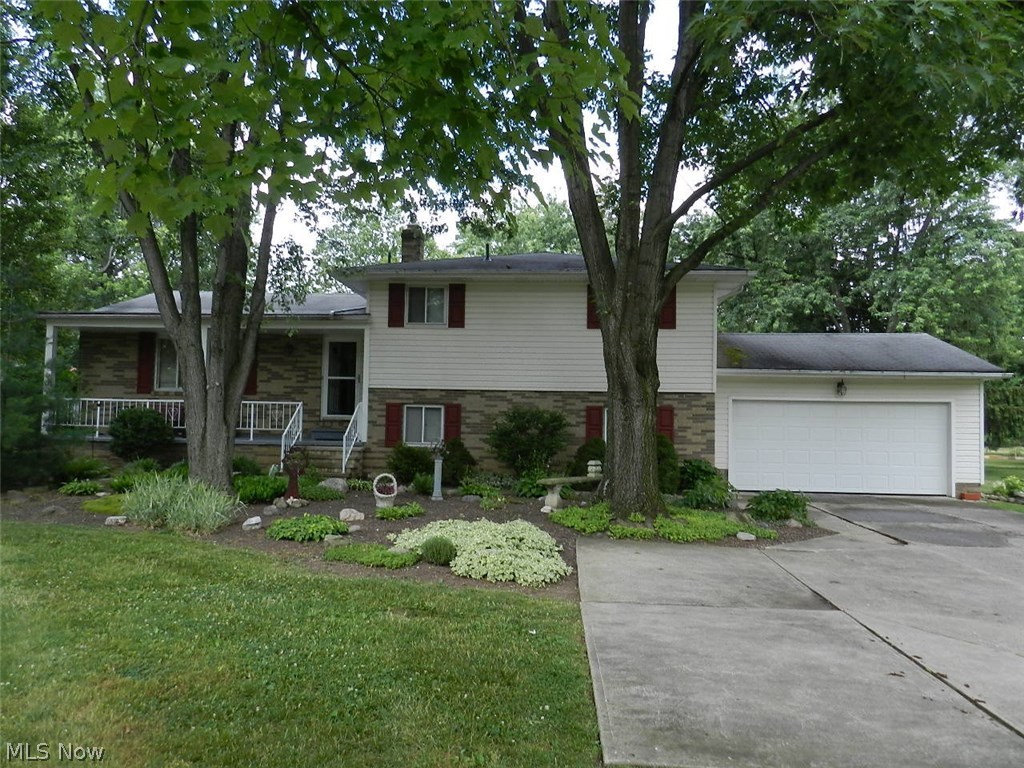 17424 Howe Road Strongsville, OH 44136 - Photo 1 of 34