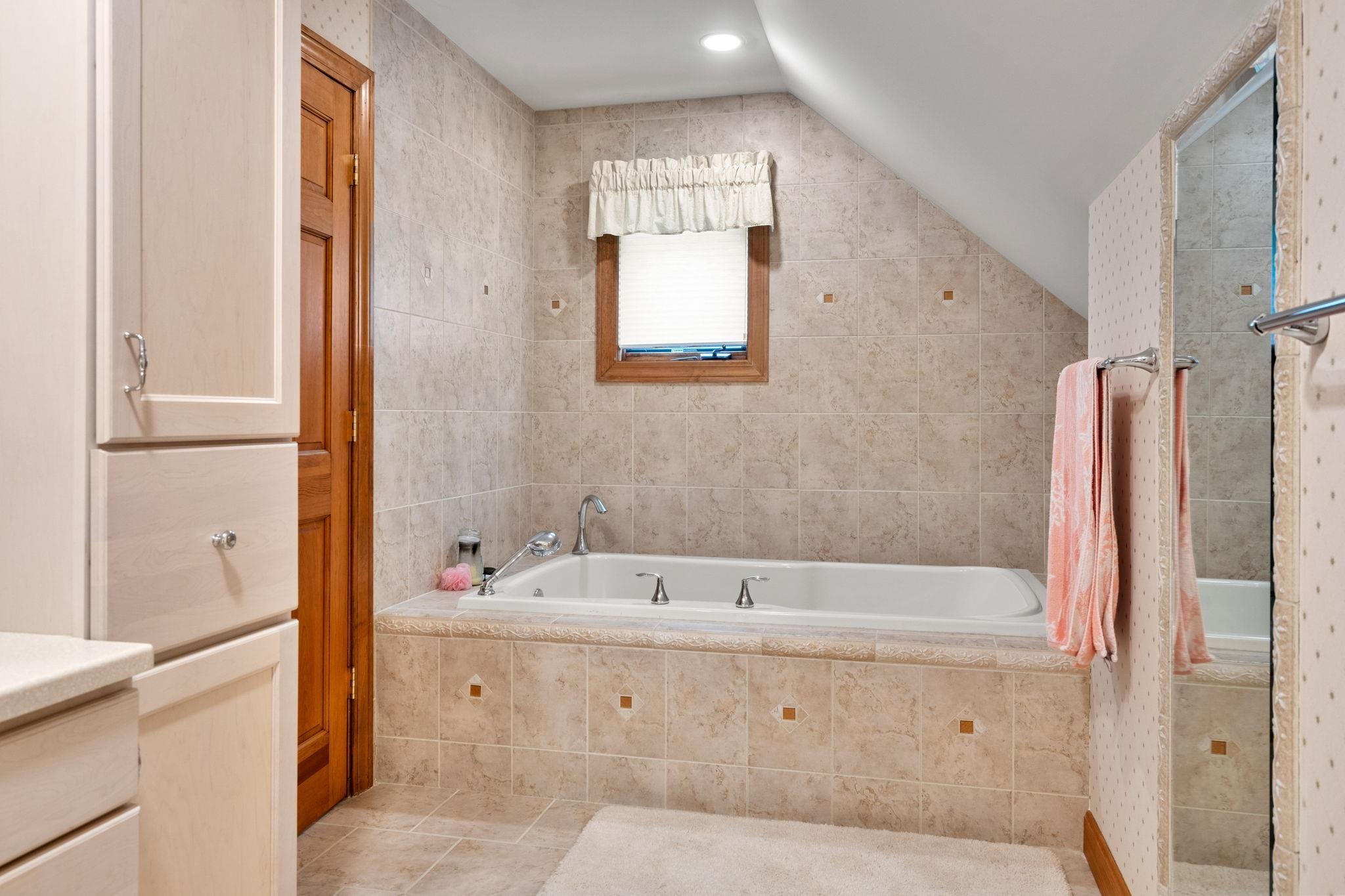 42 Pine Hill Road Hollis, NH 03049 - Photo 34 of 60