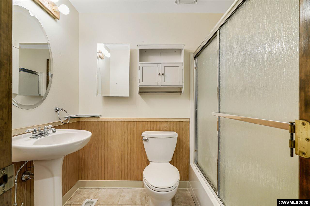 31502 Easy Avenue Southwest Albany, OR 97321 - Photo 14 of 36 Gallery Image 14