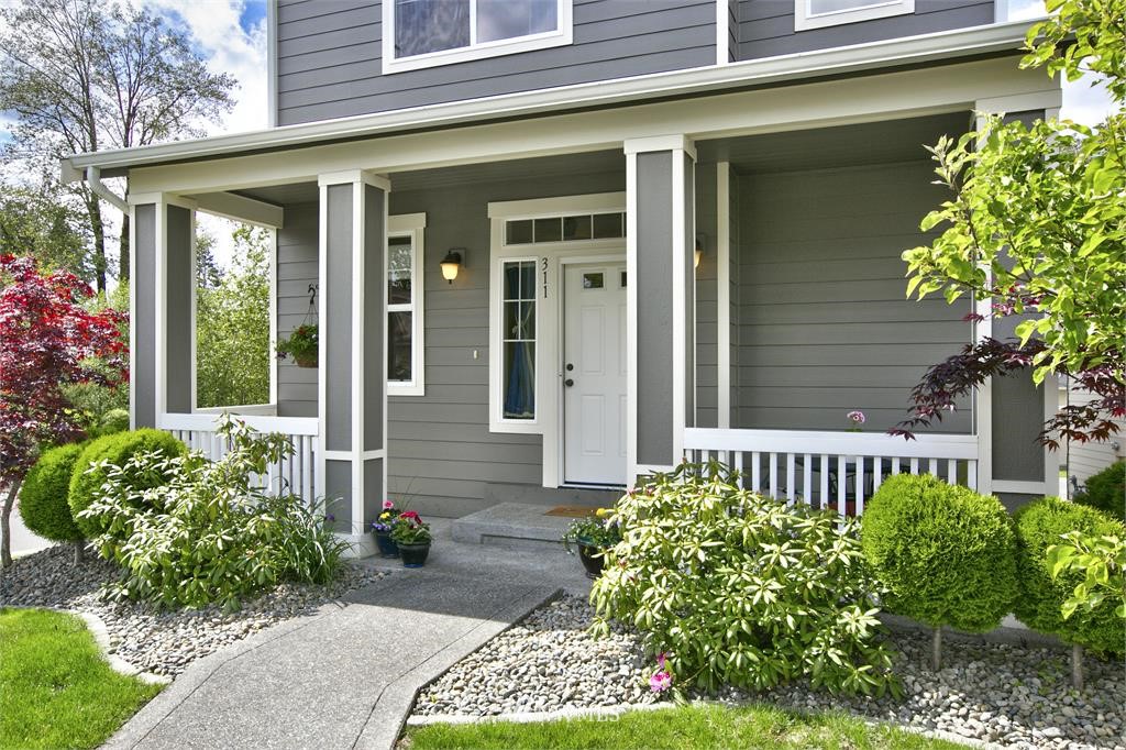 311 Graham Avenue Northeast Renton, WA 98059 - Photo 1 of 17
