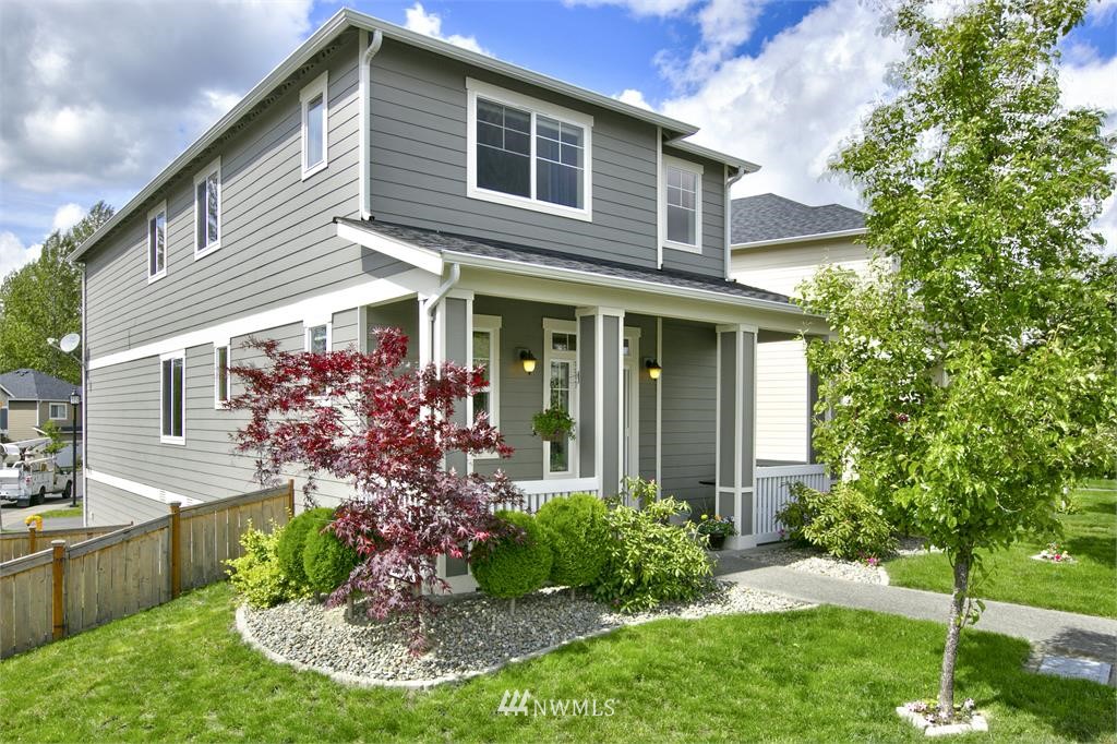 311 Graham Avenue Northeast Renton, WA 98059 - Photo 2 of 17