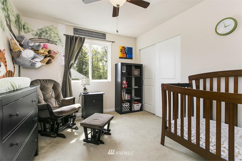311 Graham Avenue Northeast Renton, WA 98059 - Photo 13 of 17
