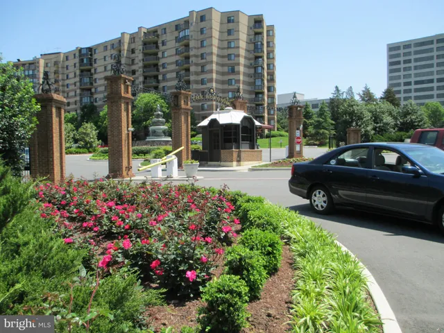 a view of a tall building