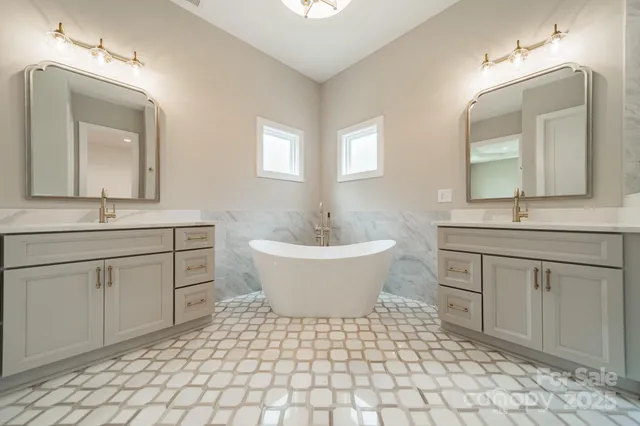 $2,395,000 | 4028 Spindrift Cove, Unit 60, Denver, NC 28037