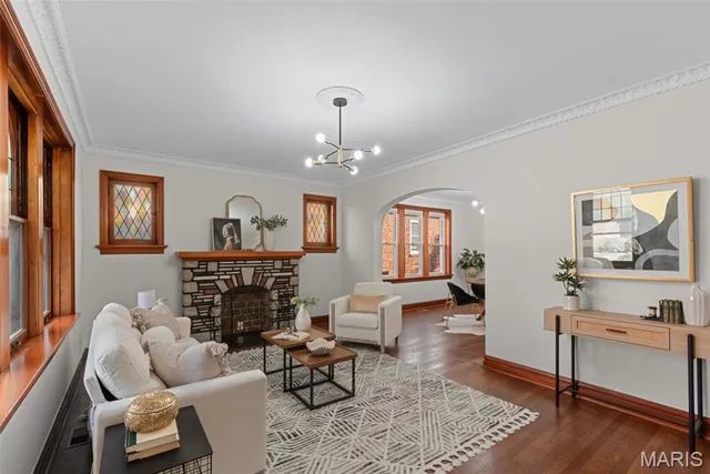 $450,000 | 5410 Tholozan Avenue, St. Louis, MO 63109