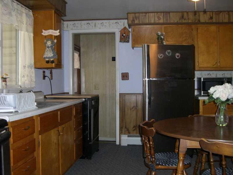 325 Smith Road Hadley, PA 16130 - Photo 3 of 13 Kitchen.