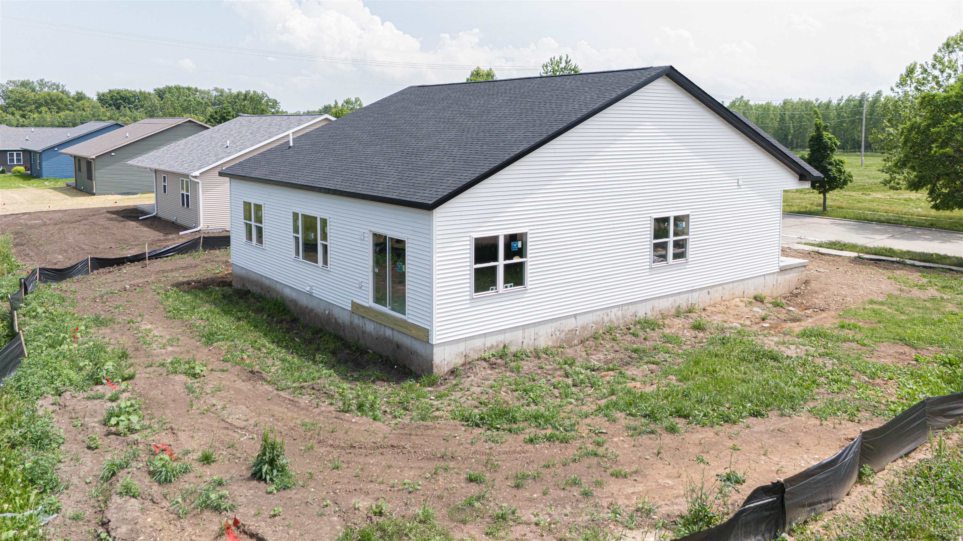 504 Village Ripon, WI 54971 - Photo 6 of 11