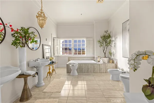 $4,995,000 | 85 Crestview Avenue, Camarillo, CA 93010