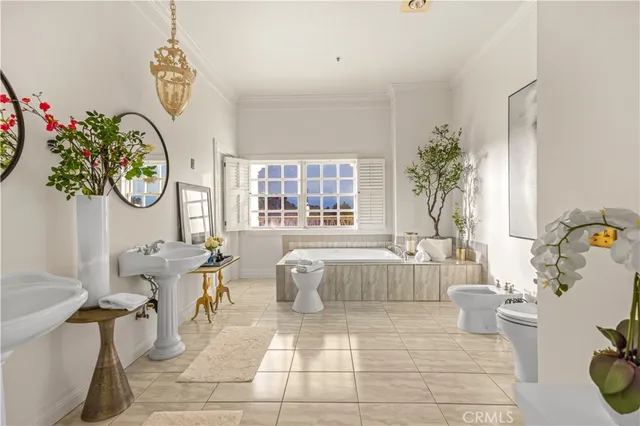 $4,995,000 | 85 Crestview Avenue, Camarillo, CA 93010