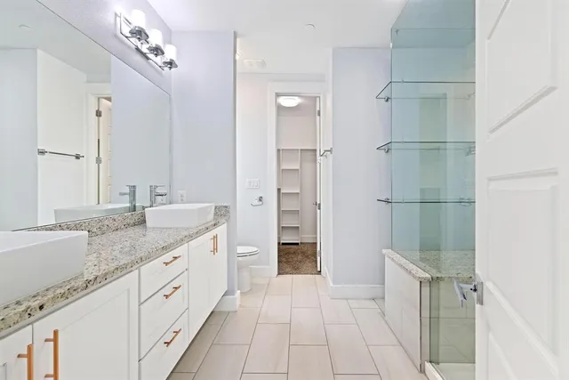 $2,750 | 203 South Village Way, Lewisville, TX 75057