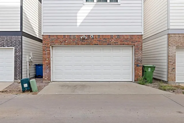 $2,750 | 203 South Village Way, Lewisville, TX 75057