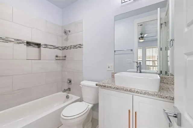 $2,750 | 203 South Village Way, Lewisville, TX 75057