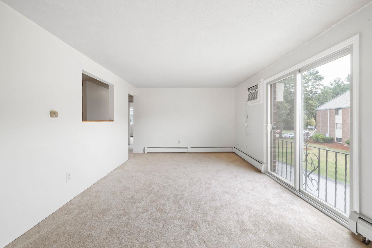 109 English Village Road, Unit 301 Manchester, NH 03102 - Photo 19 of 34