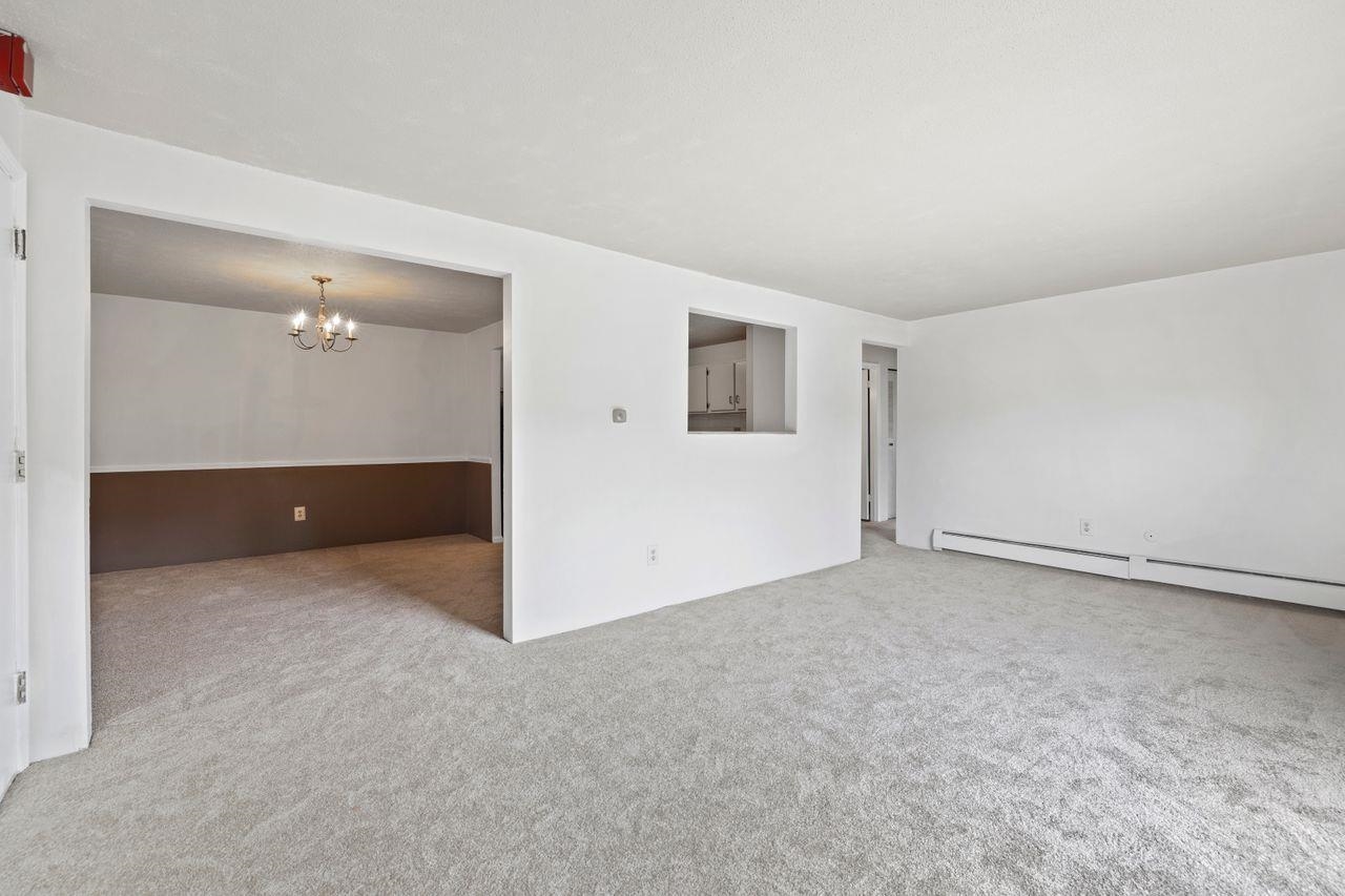 109 English Village Road, Unit 301 Manchester, NH 03102 - Photo 20 of 34