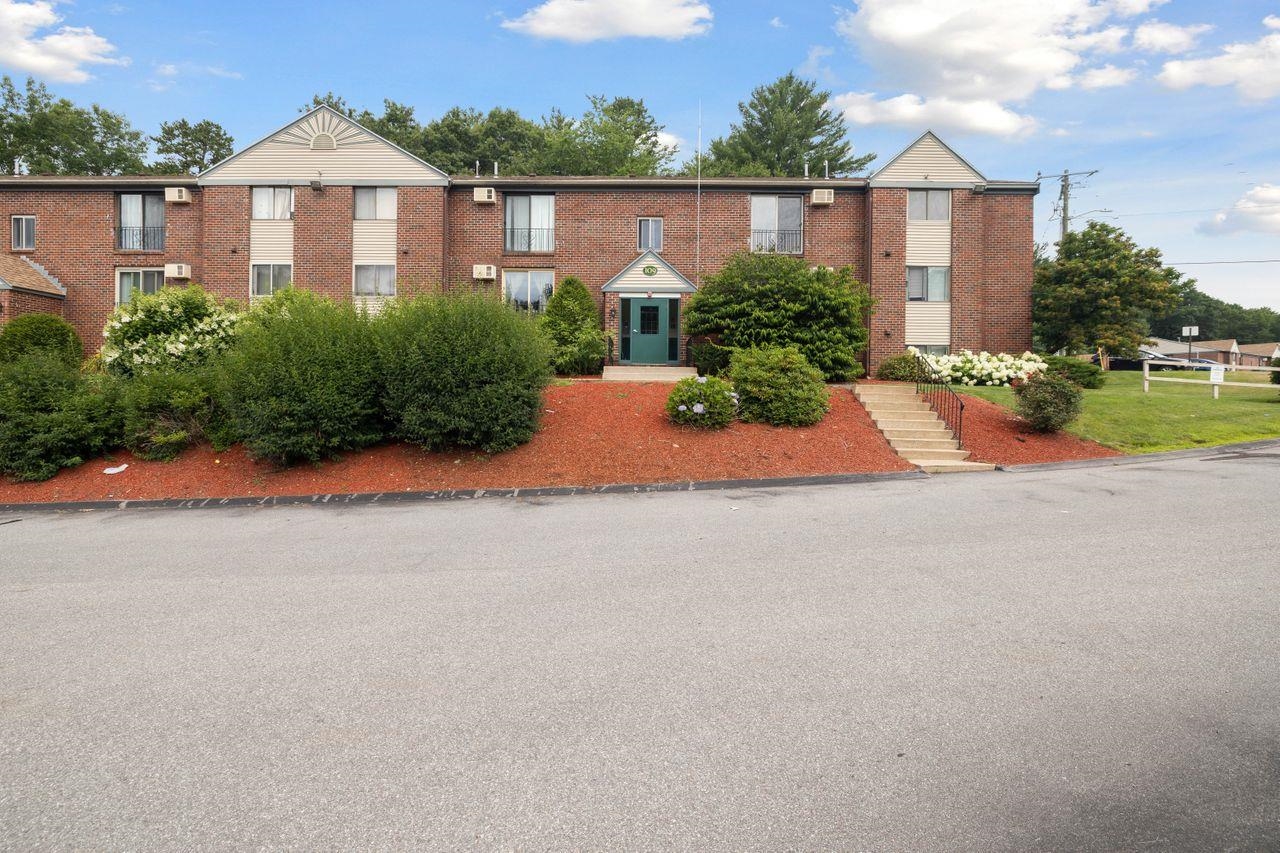 109 English Village Road, Unit 301 Manchester, NH 03102 - Photo 34 of 34