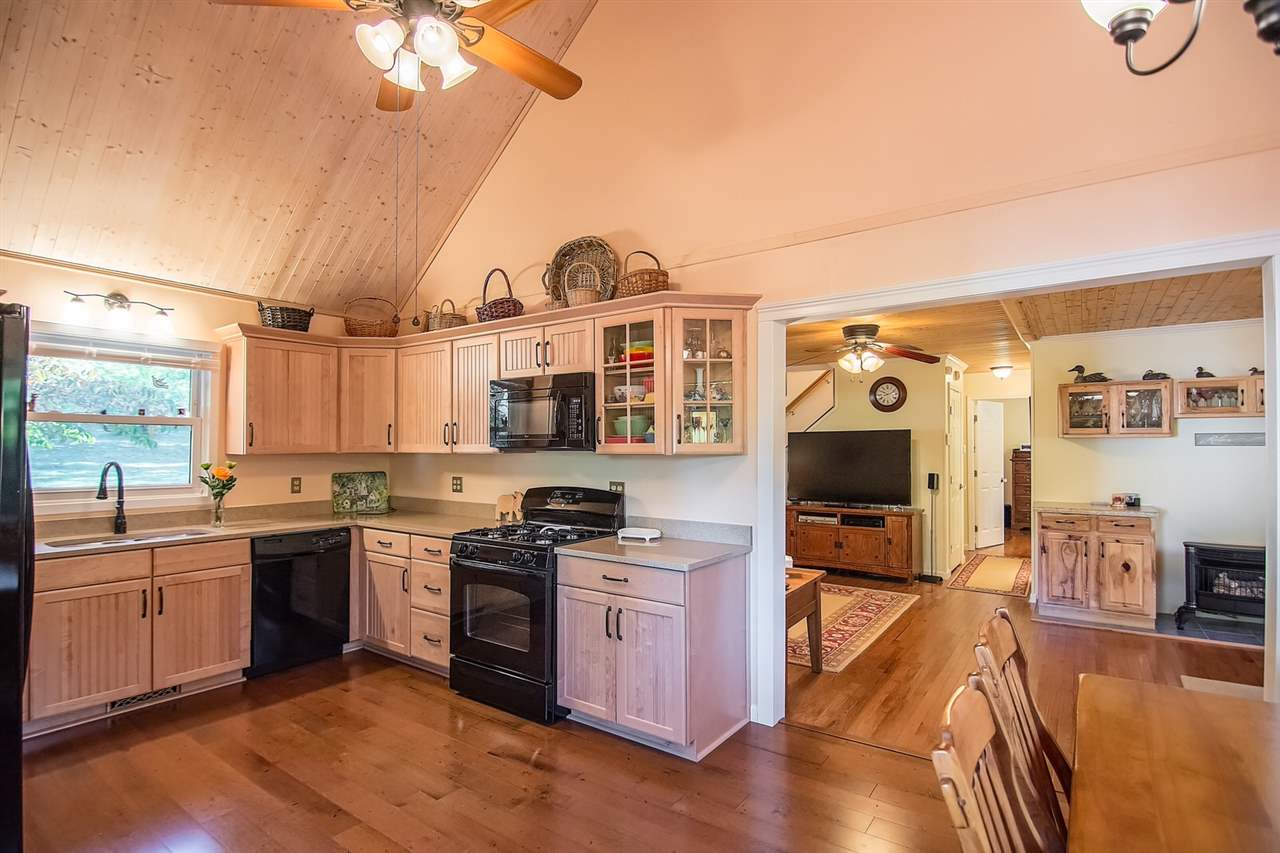 137 Timberlake Circle Inman, SC 29349 - Photo 4 of 25