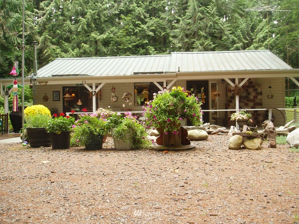 10224 Kelly Road Northeast Carnation, WA 98014 - Photo 1 of 21 Gallery Image 1
