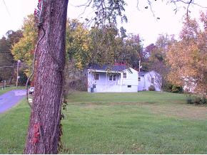 1730 Field Road Elizabethton, TN 37643 - Photo 3 of 5 Photo 3