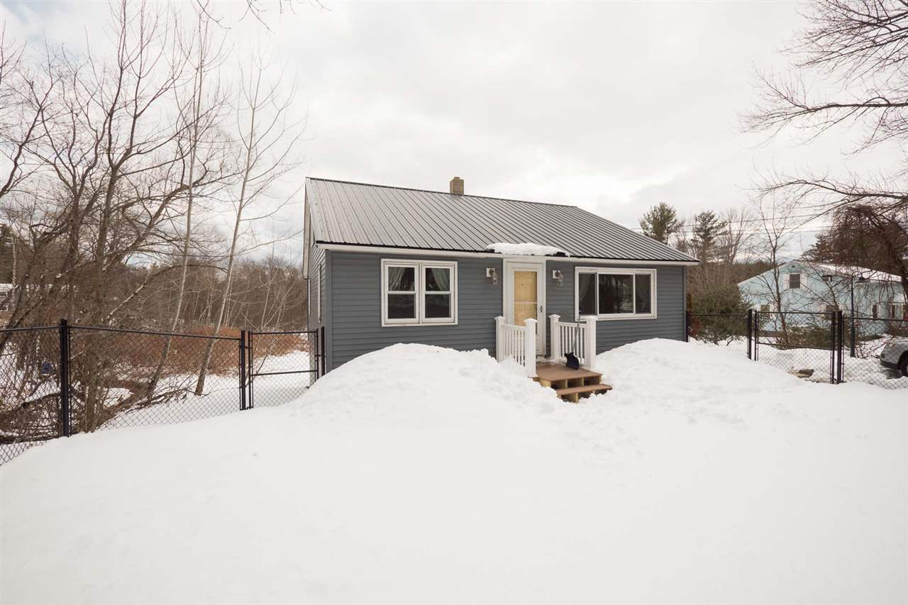 51 Beach Pond Road Wolfeboro, NH 03894 - Photo 1 of 29 Gallery Image 1