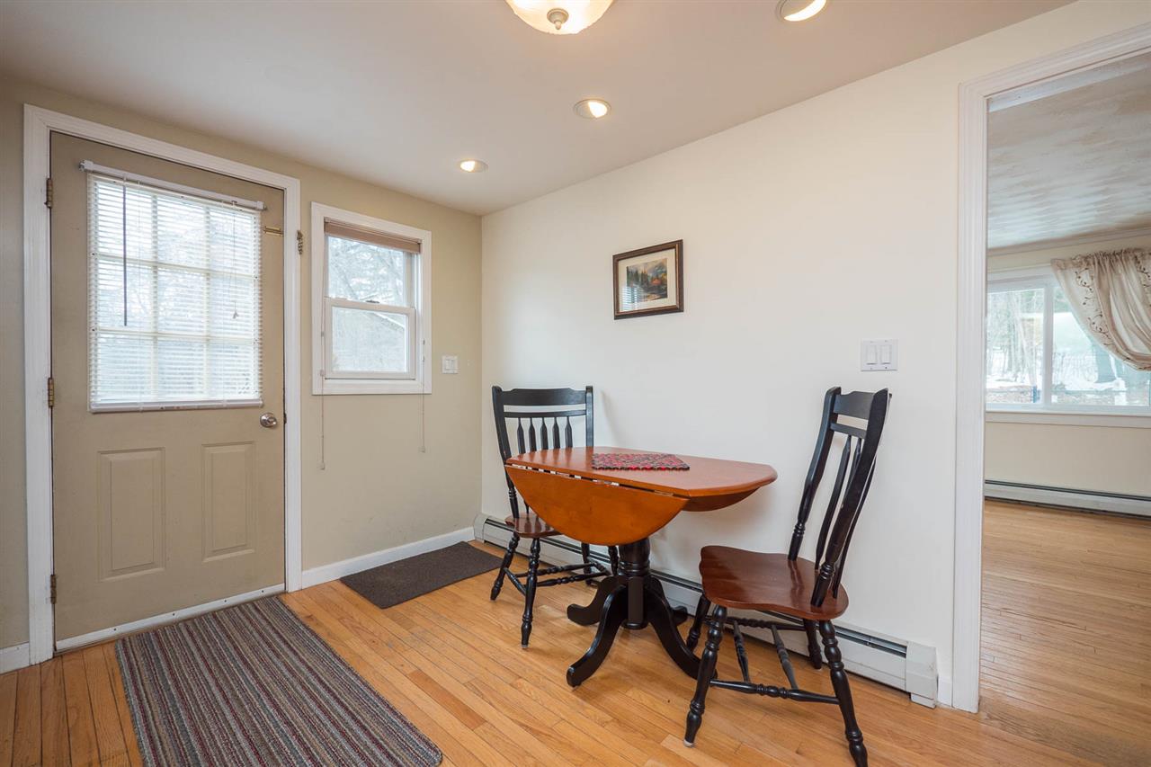 51 Beach Pond Road Wolfeboro, NH 03894 - Photo 11 of 29 Gallery Image 11