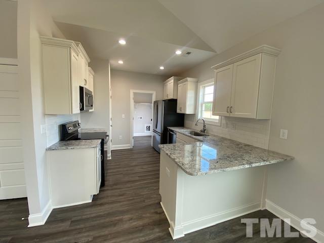 1093 Turlington Road Dunn, NC 28334 - Photo 8 of 13 Gallery Image 8