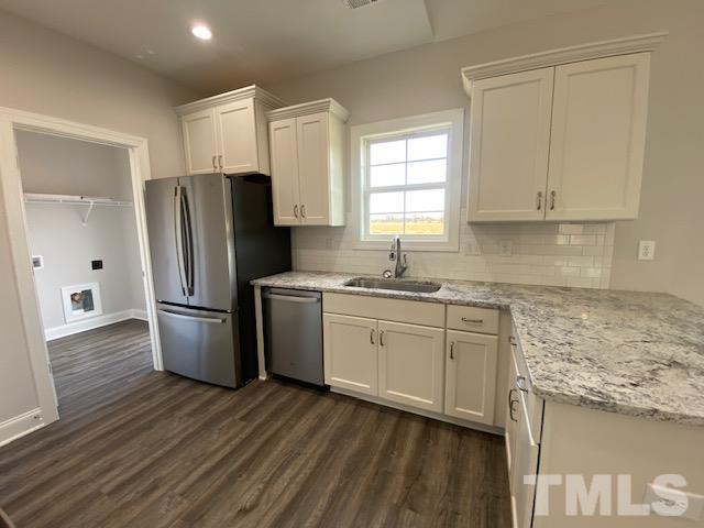 1093 Turlington Road Dunn, NC 28334 - Photo 10 of 13 Gallery Image 10