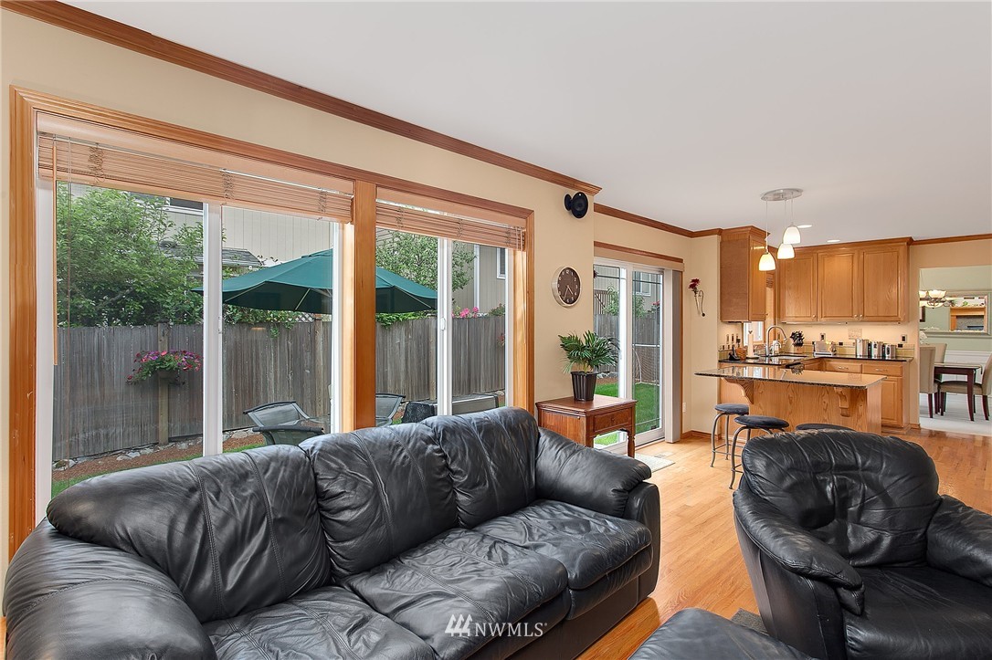 3325 189th Place Southeast Bothell, WA 98012 - Photo 12 of 25 Gallery Image 12