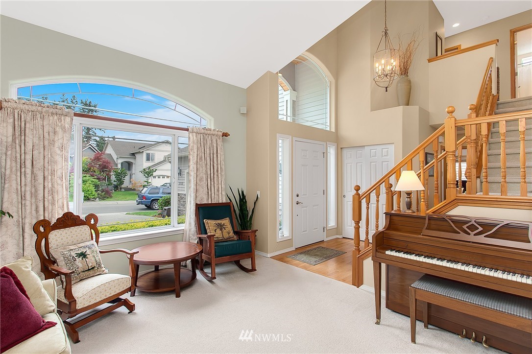 3325 189th Place Southeast Bothell, WA 98012 - Photo 3 of 25 Gallery Image 3