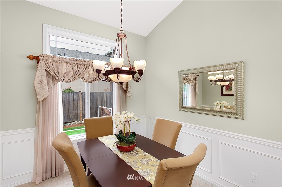 3325 189th Place Southeast Bothell, WA 98012 - Photo 5 of 25 Gallery Image 5